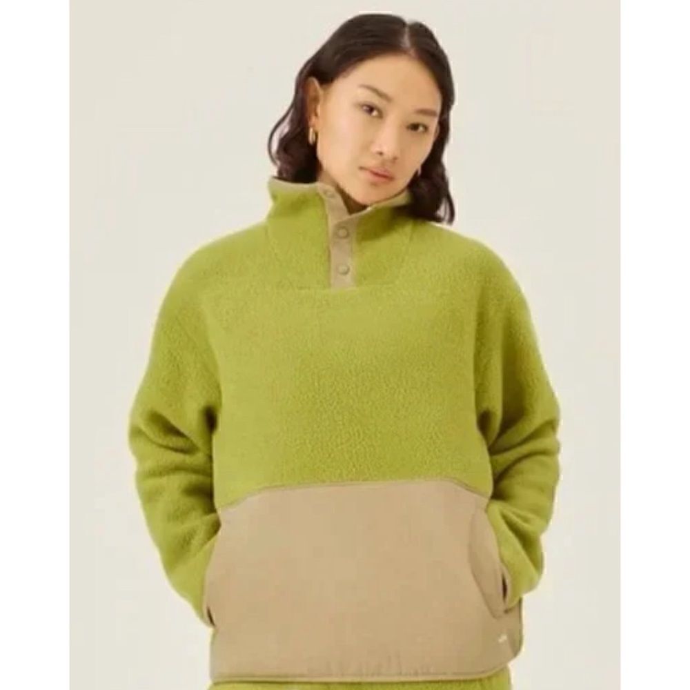 Allbirds Women's Fluff Fleece
Pullover - Hazy Lime In Size L / pristine